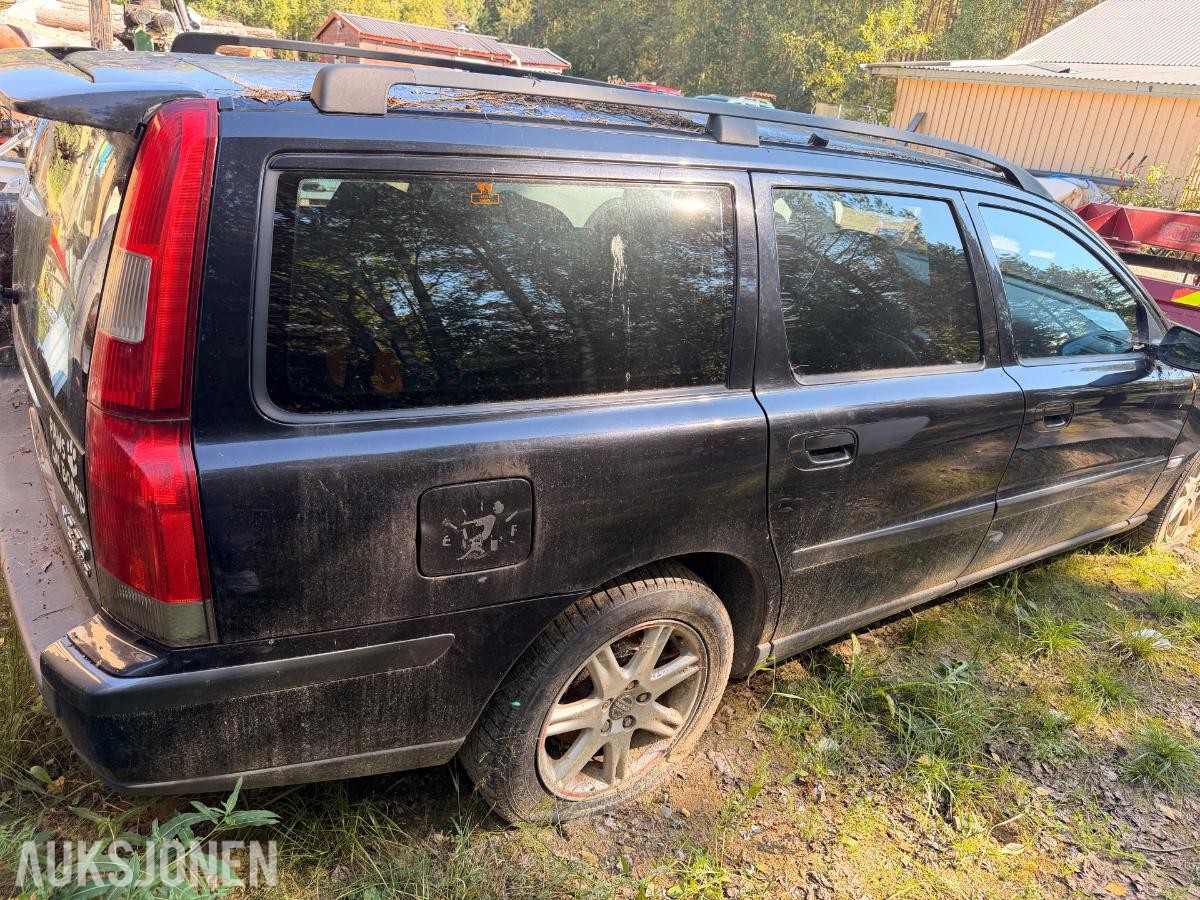 2004 Volvo V70 2.0 179hk automat skinnseter rep objekt