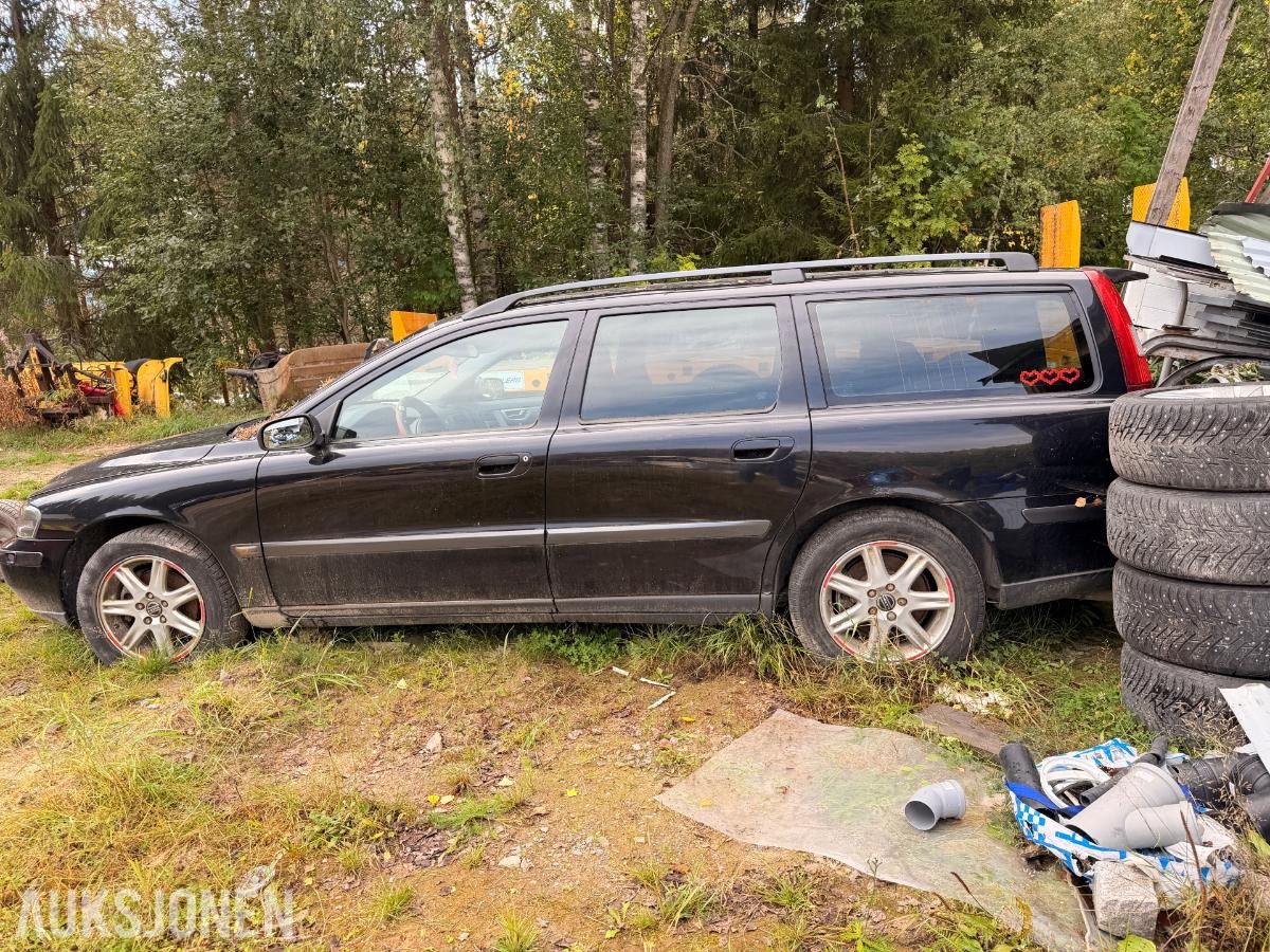 2004 Volvo V70 2.0 179hk automat skinnseter rep objekt