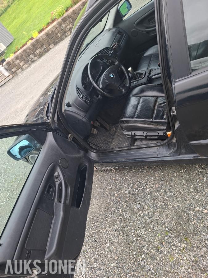 1998 BMW  318I 1.8 116hk skinninteriør eu ok 10.2027