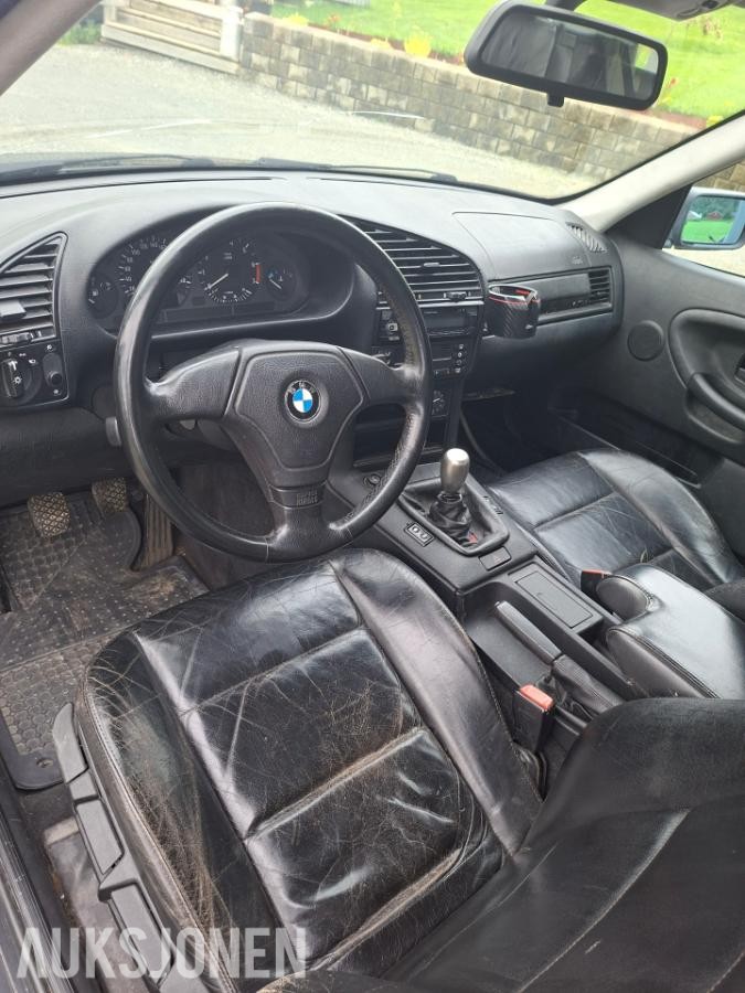 1998 BMW  318I 1.8 116hk skinninteriør eu ok 10.2027