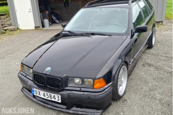 1998 BMW 318I 1.8 116hk skinninteriør eu ok 10.2027