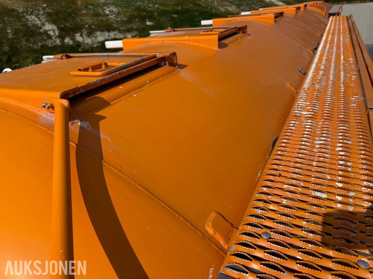 2020 Scania R 650 Tankbil med 2009 Jilko P3T28 Tankslepvogn