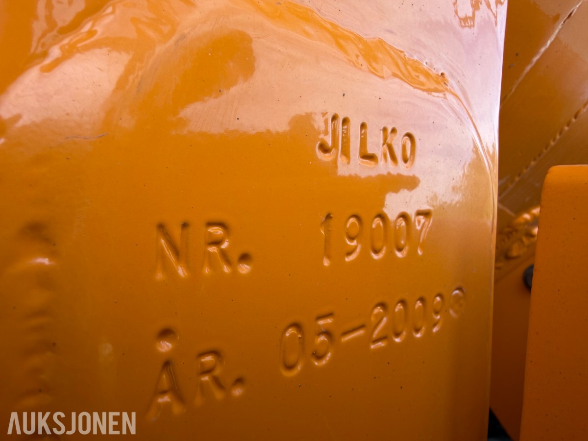 2020 Scania R 650 Tankbil med 2009 Jilko P3T28 Tankslepvogn