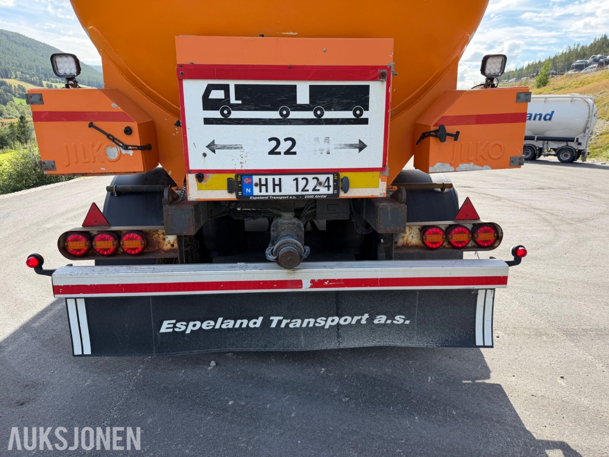 2020 Scania R 650 Tankbil med 2009 Jilko P3T28 Tankslepvogn
