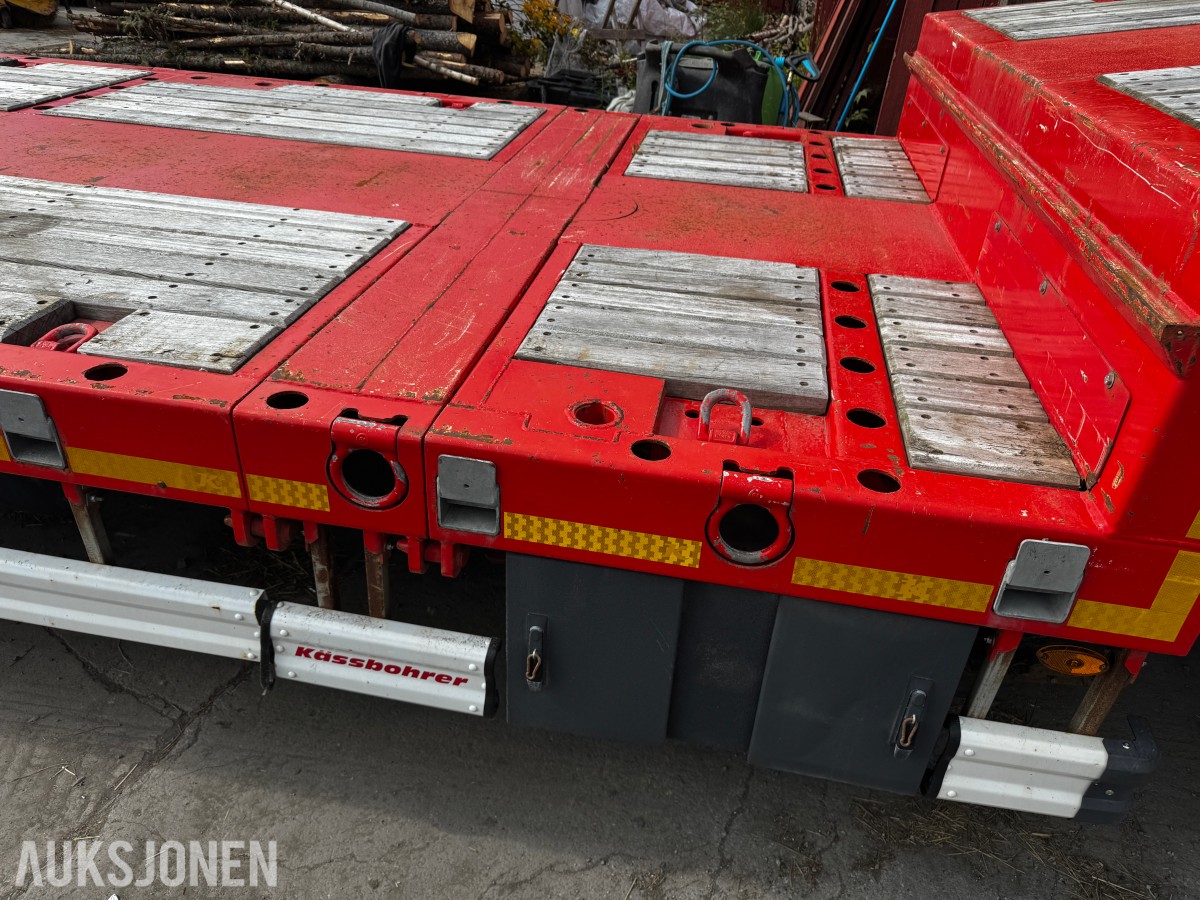 2022 Kaessbohrer Lowbed semi med uttrekk