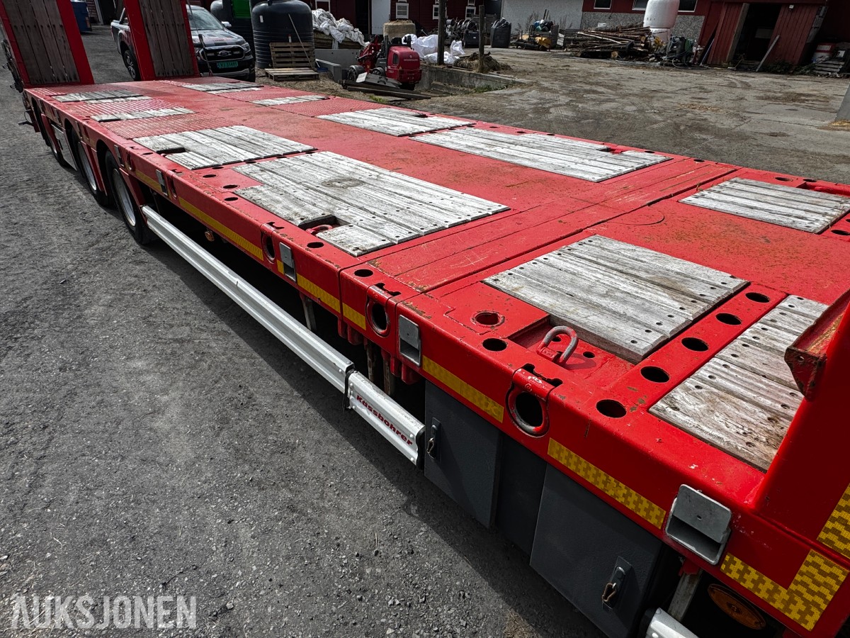 2022 Kaessbohrer Lowbed semi med uttrekk