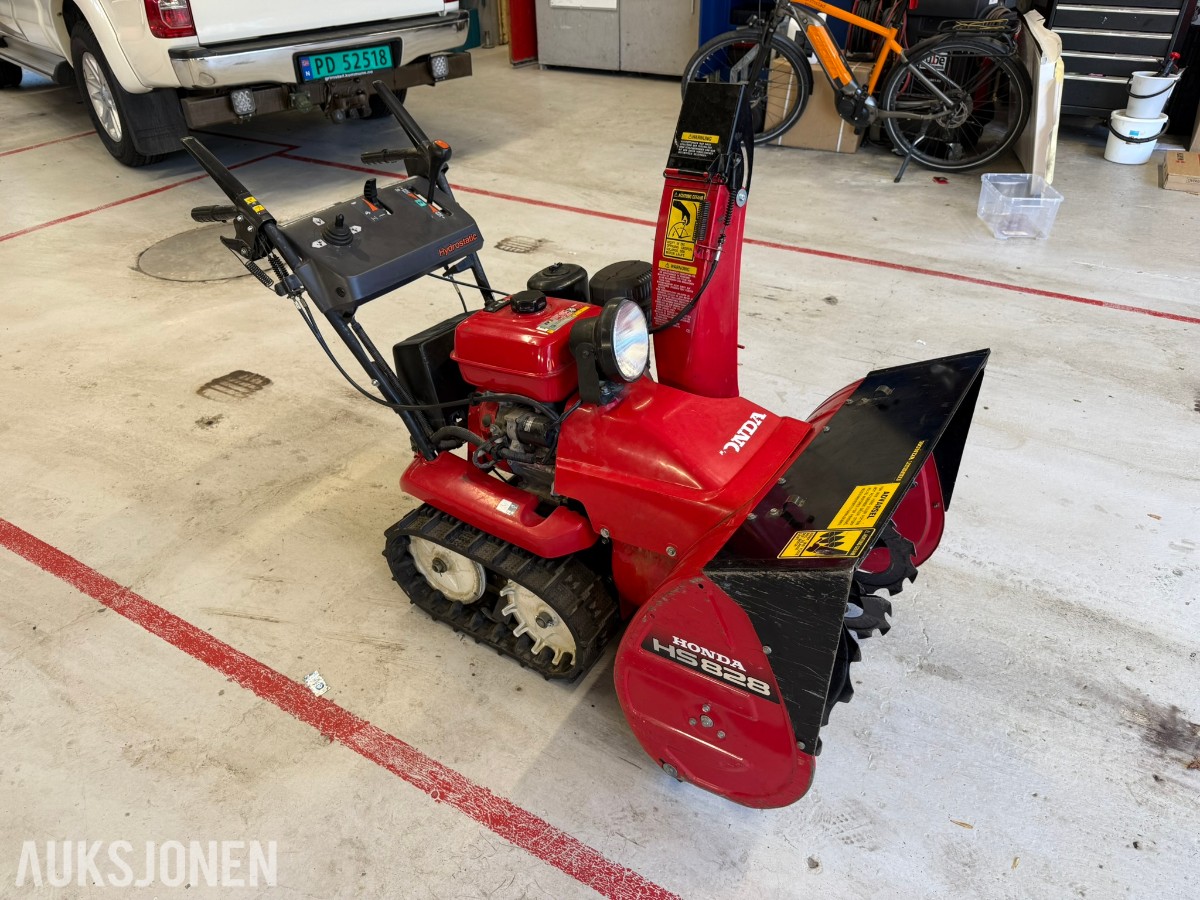 HONDA HS828 SNØFRESER – HYDROSTAT – ELSTART – HYDRAULISK TUT