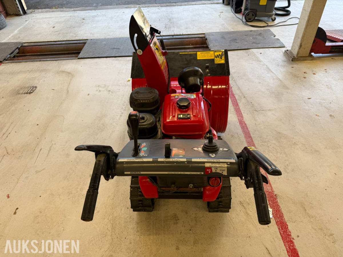 HONDA HS828 SNØFRESER – HYDROSTAT – ELSTART – HYDRAULISK TUT