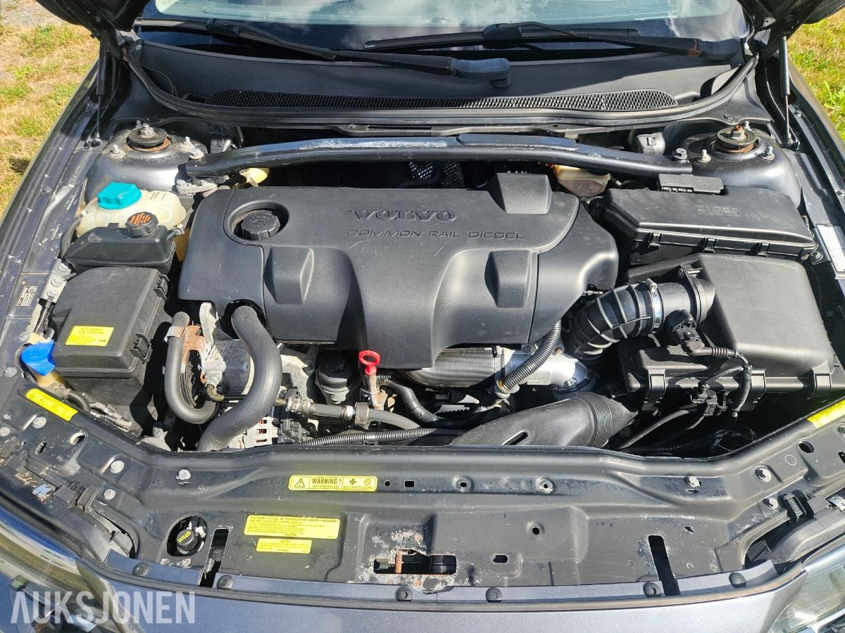 2004 Volvo V70 2.4 Diesel 131hk Automat, Reparasjonsobjekt/ delebil