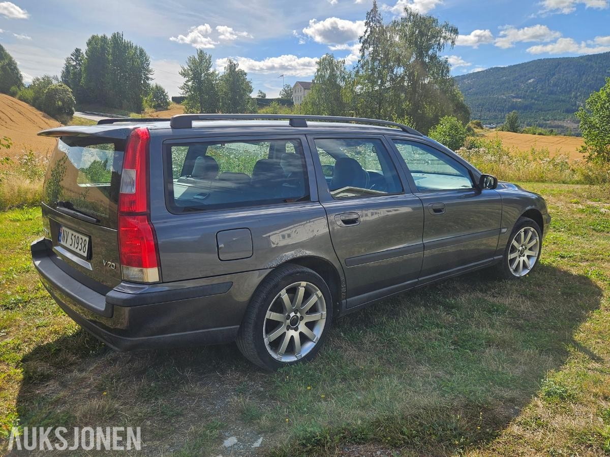 2004 Volvo V70 2.4 Diesel 131hk Automat, Reparasjonsobjekt/ delebil