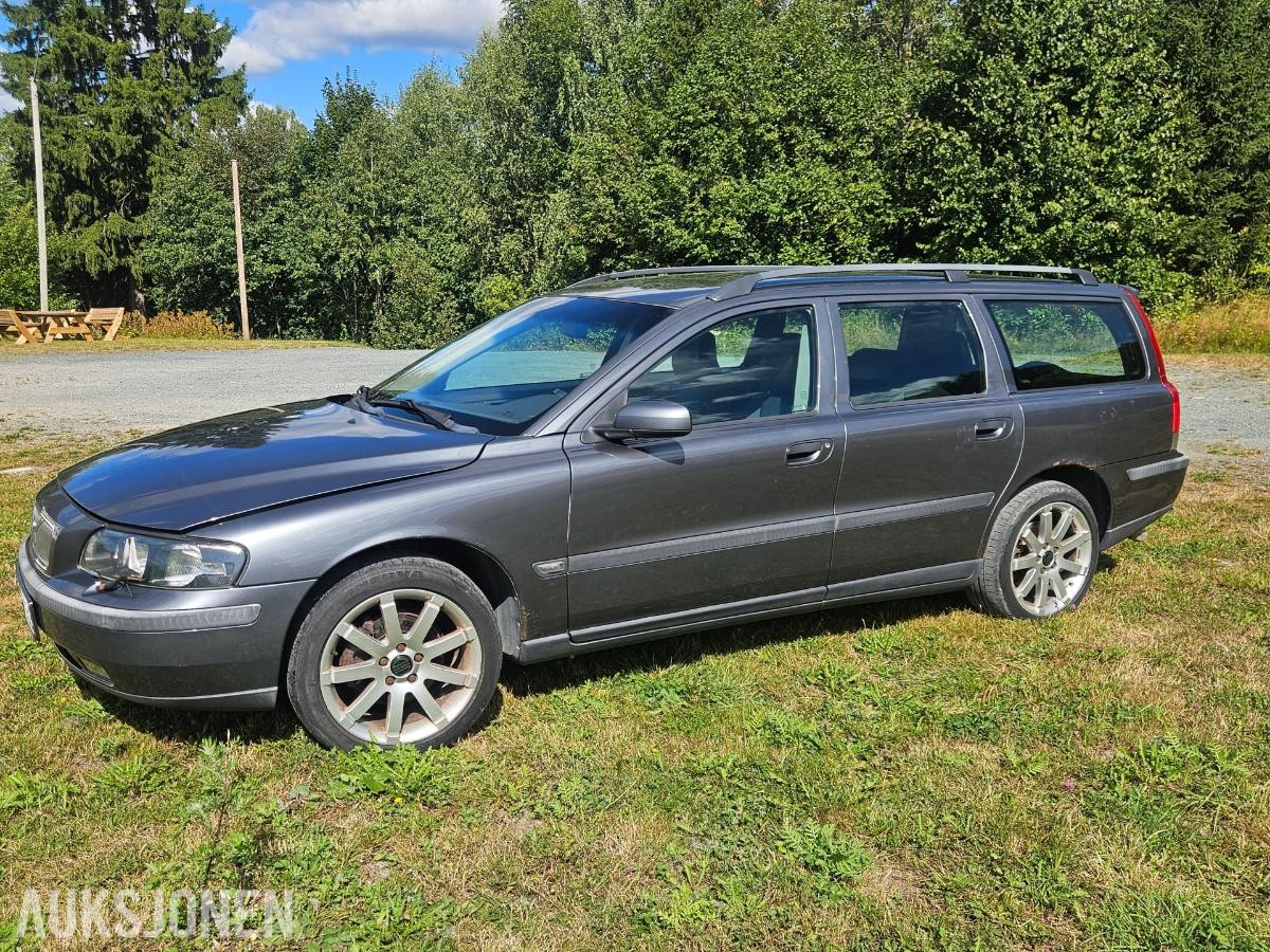 2004 Volvo V70 2.4 Diesel 131hk Automat, Reparasjonsobjekt/ delebil