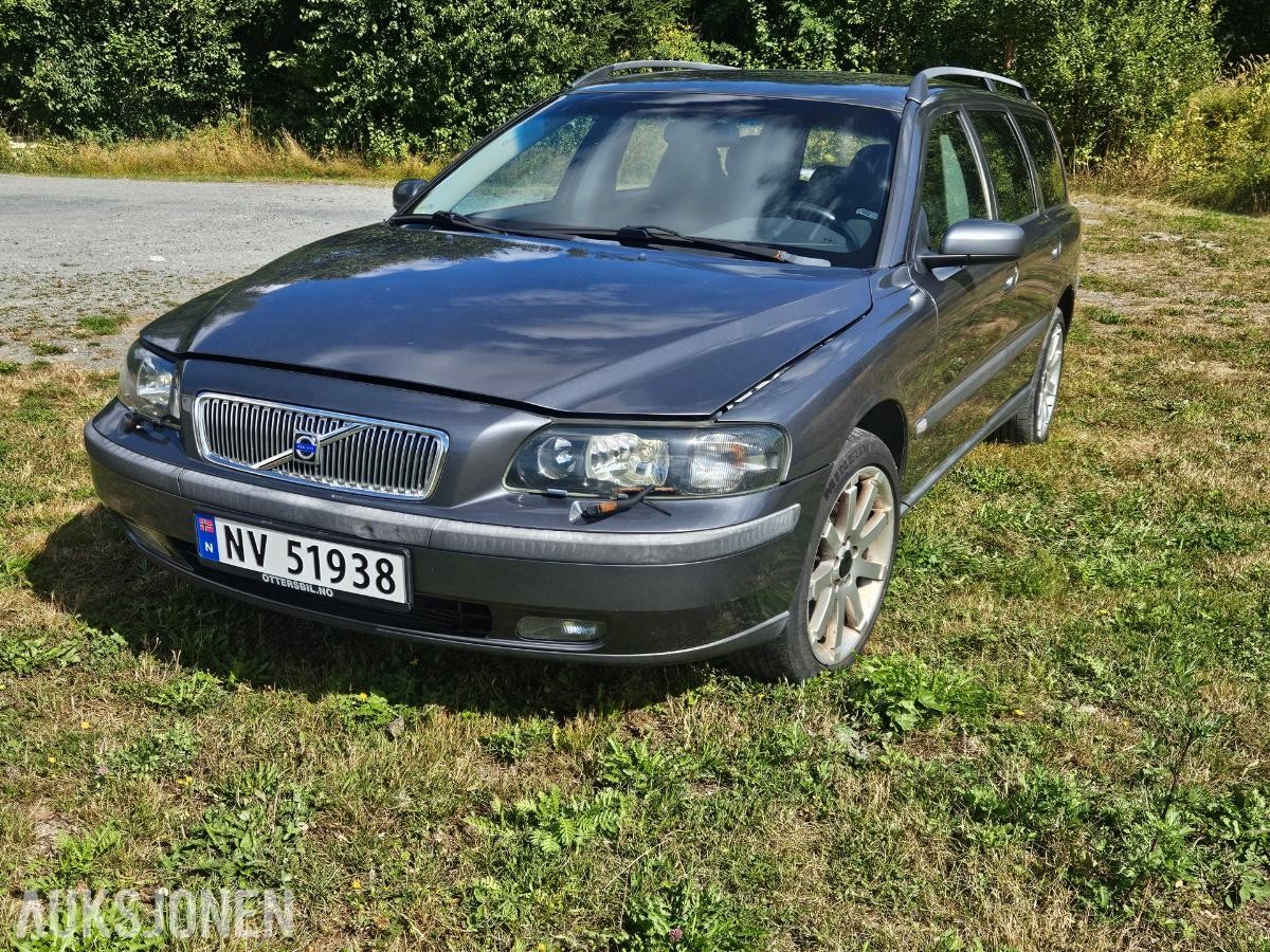 2004 Volvo V70 2.4 Diesel 131hk Automat, Reparasjonsobjekt/ delebil
