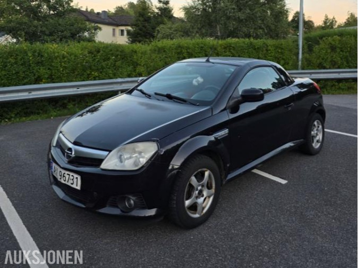 2006 Opel Tigra Cabriolet 1.2 69hk eu ok 05.2028 111000km