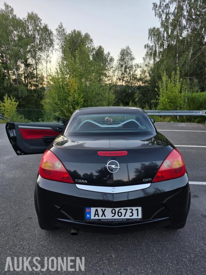 2006 Opel Tigra Cabriolet 1.2 69hk eu ok 05.2028 111000km