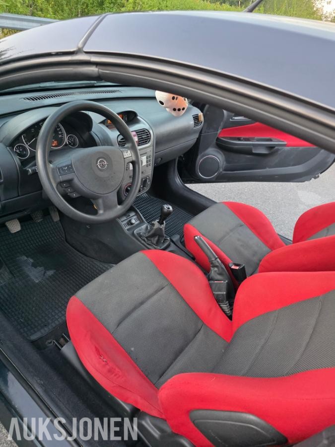 2006 Opel Tigra Cabriolet 1.2 69hk eu ok 05.2028 111000km