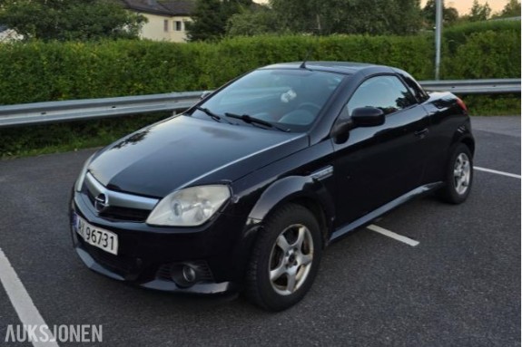 2006 Opel Tigra Cabriolet 1.2 69hk  eu ok 05.2028  lav km   111000km