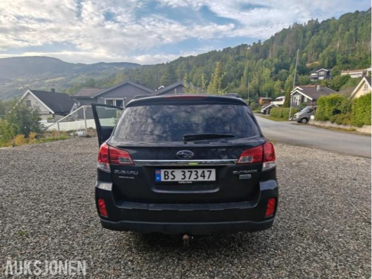 2011 Subaru Outback 2.0 Diesel AWD, Reparasjonsobjekt