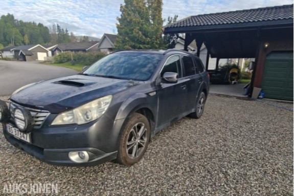 2011 Subaru Outback 2.0 Diesel AWD, Reparasjonsobjekt