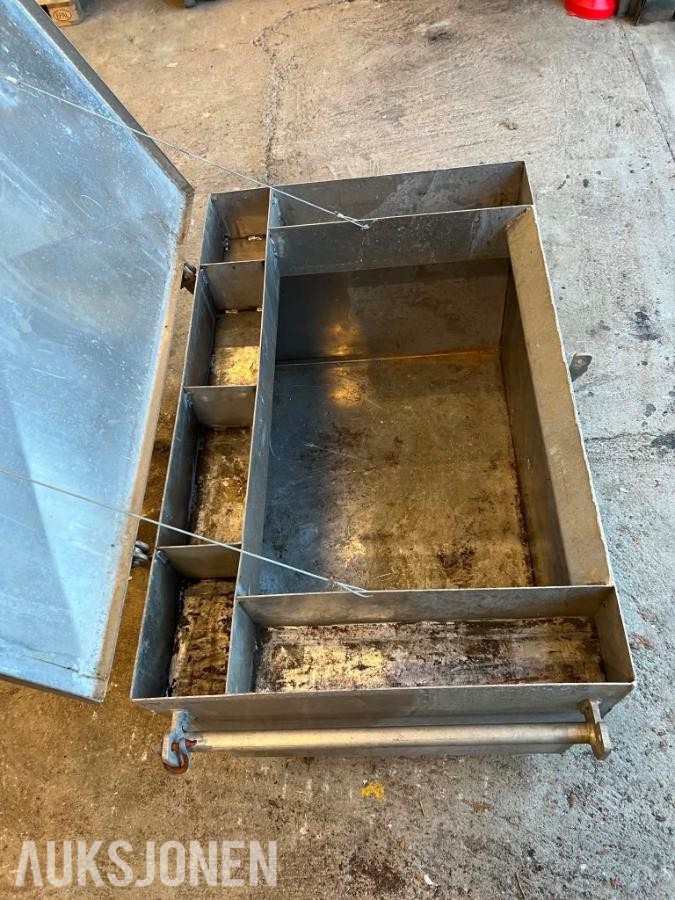 Stor aluminiumskasse