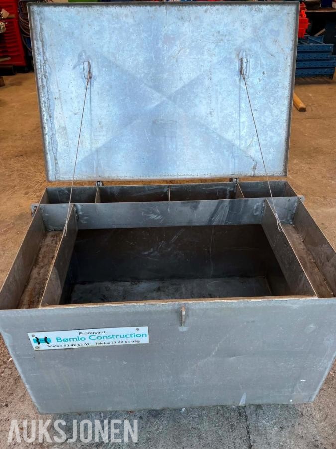 Stor aluminiumskasse