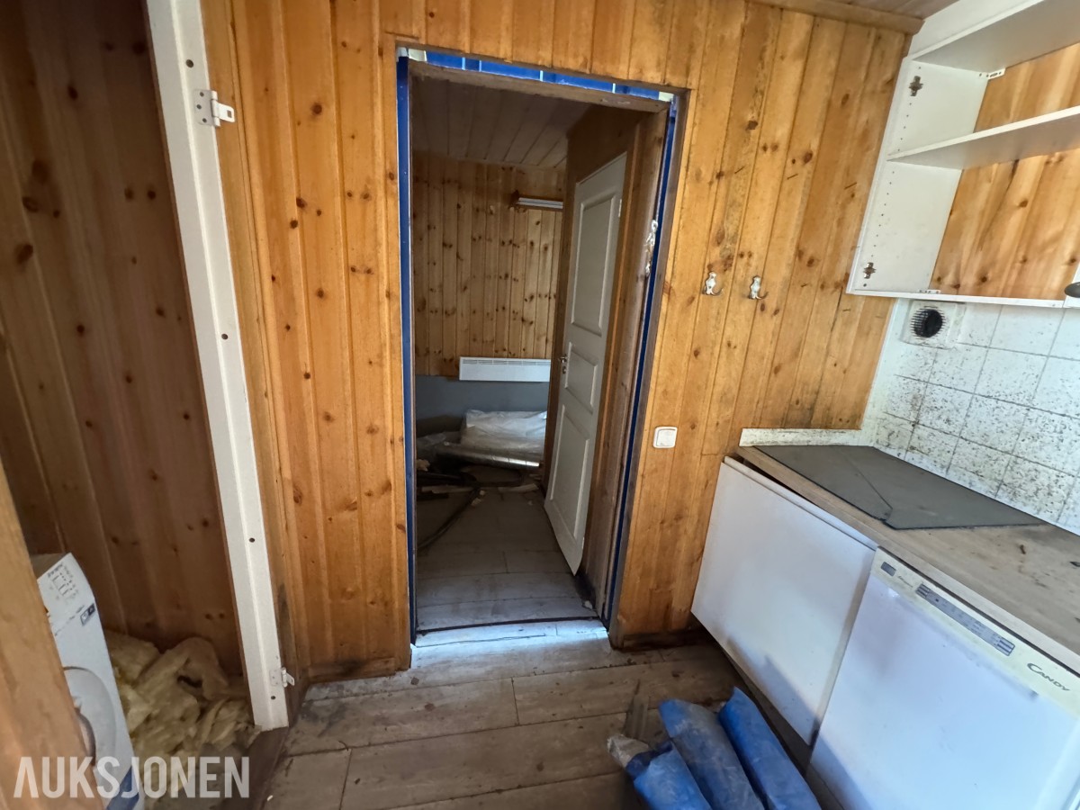 4 stålcontainere