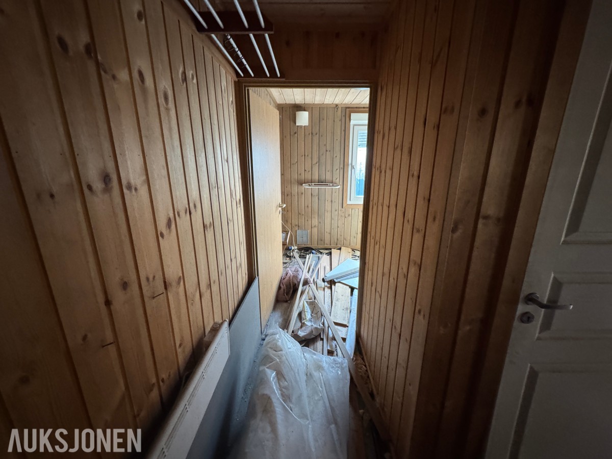 4 stålcontainere
