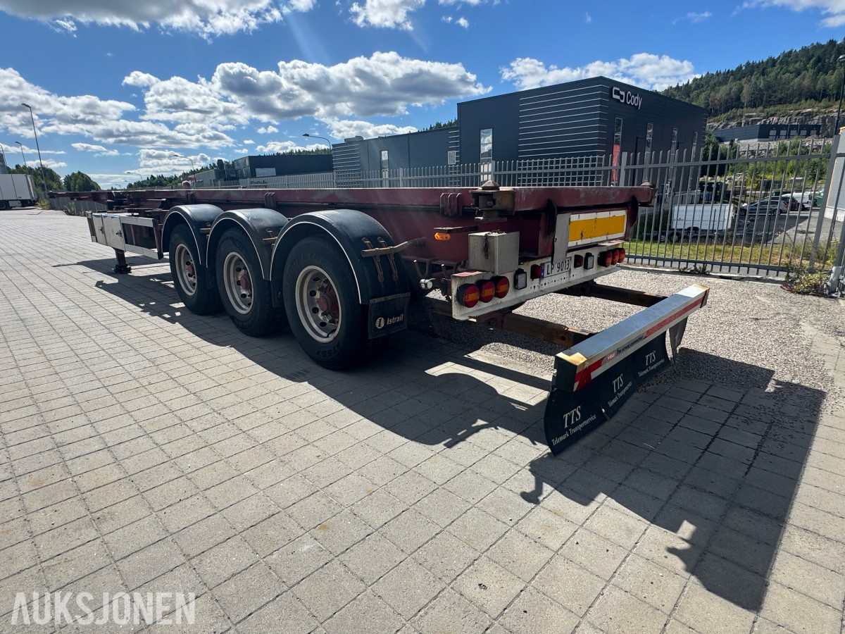 2011 Istrail RK 35/5 3-akslet containersemi for containertransport.