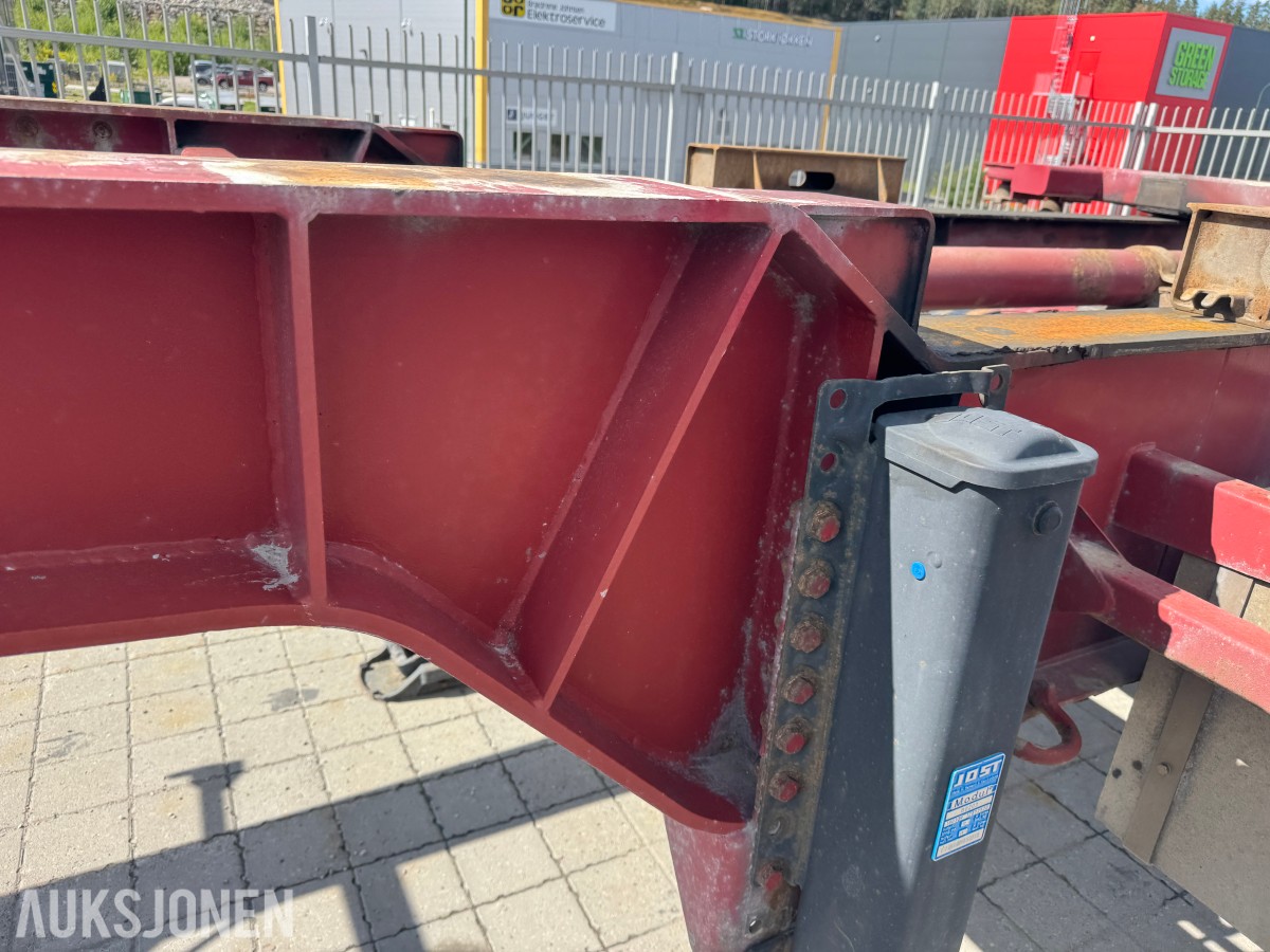 2011 Istrail RK 35/5 3-akslet containersemi for containertransport.