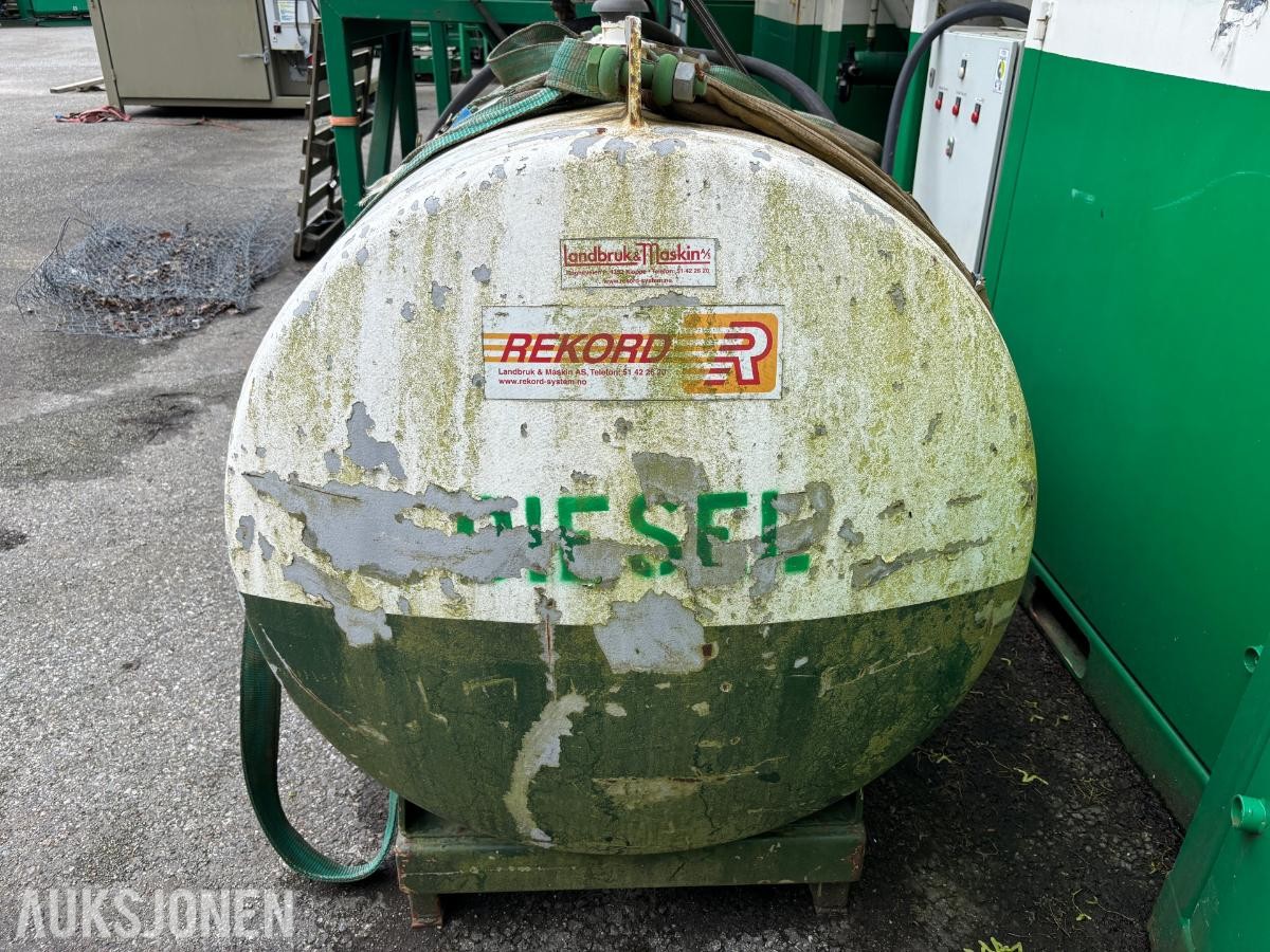 Rekord 300 liter dieseltank med pumpe – rep.objekt