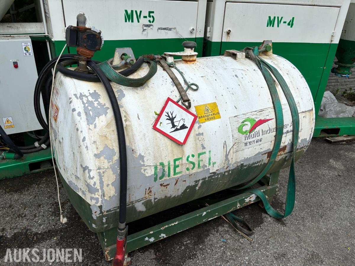 Rekord 300 liter dieseltank med pumpe – rep.objekt