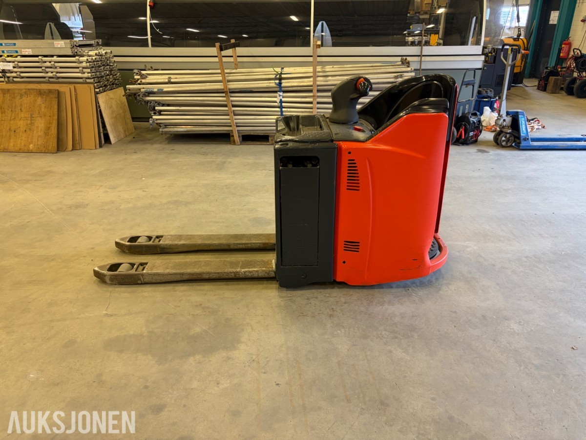 2013 Linde Palletruck T20SP