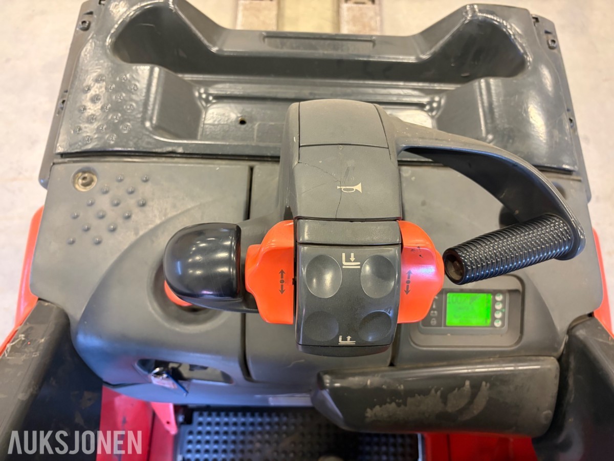2013 Linde Palletruck T20SP