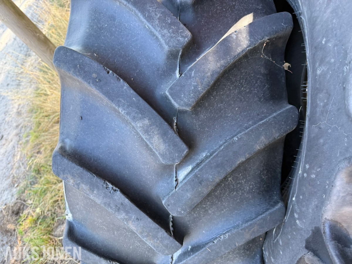 2 stk Alliance AC65 traktordekk 480/65 R24 – brukte