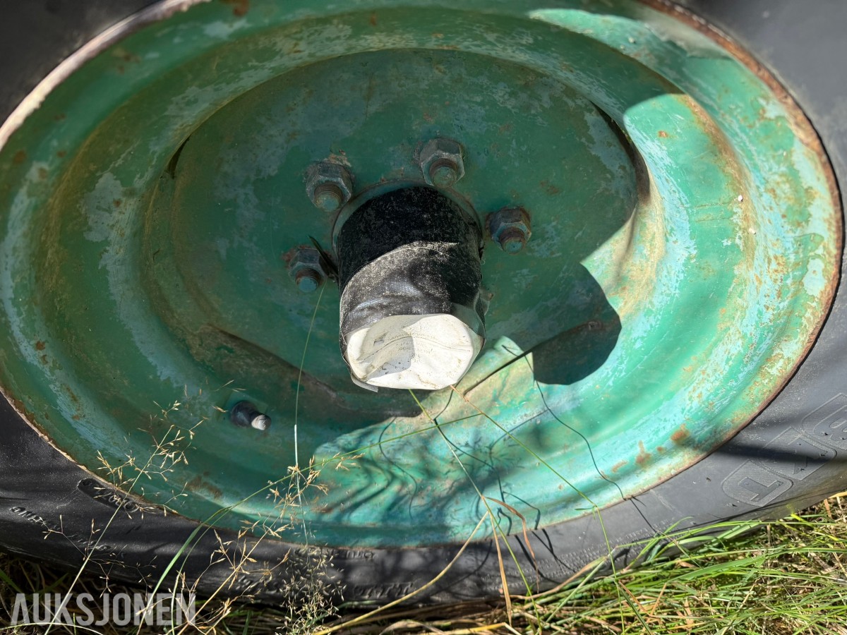 Kverneland B3 5-skjærs plog – forploger