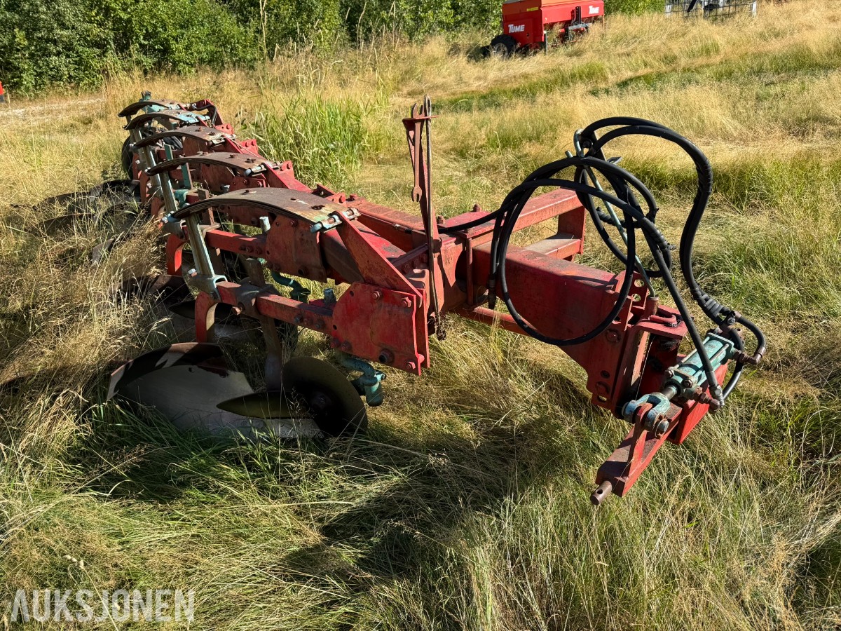 Kverneland B3 5-skjærs plog – forploger
