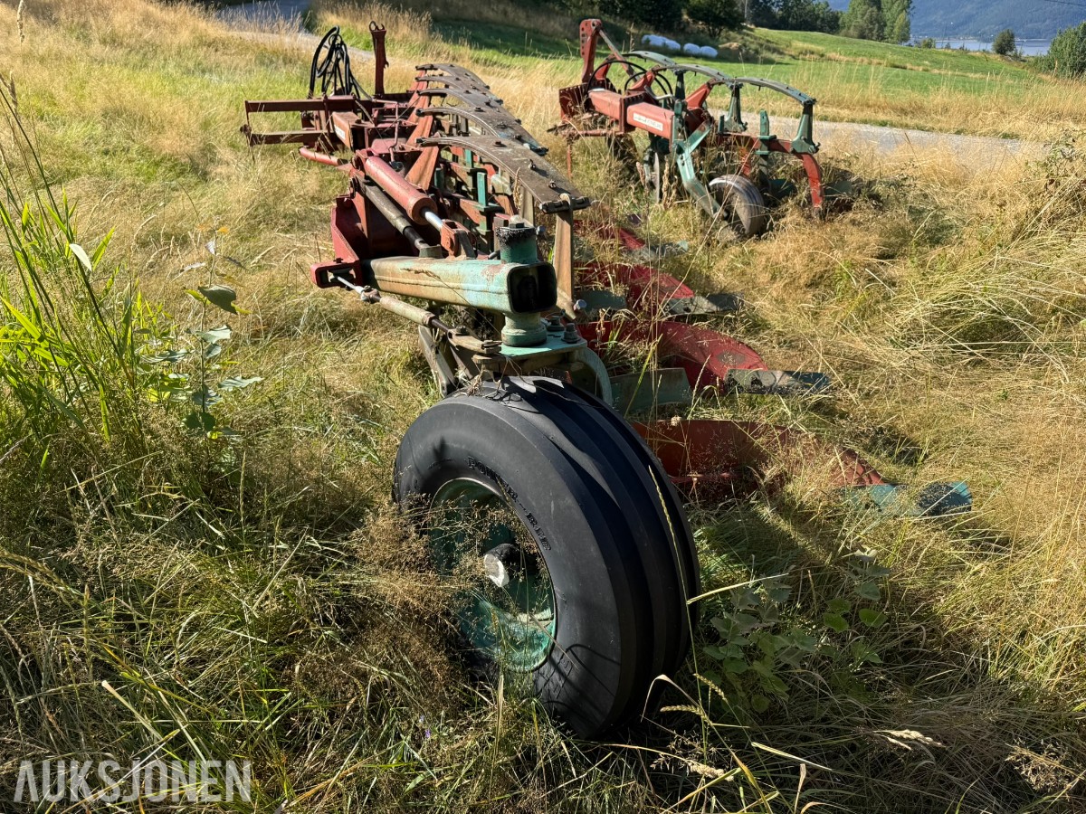 Kverneland B3 5-skjærs plog – forploger