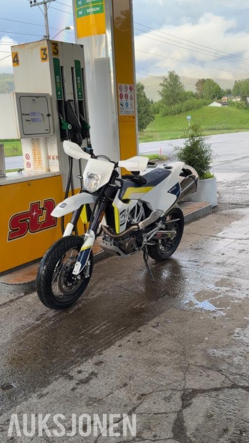 2019 Husqvarna 701 Supermoto