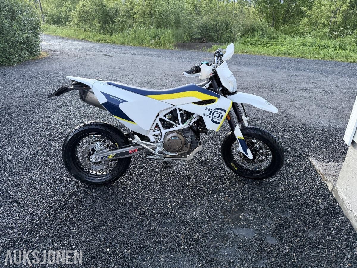 2019 Husqvarna 701 Supermoto