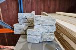 Blandet byggevareparti - natursteinpanel - fliser - ventilasjonsrør og materialer