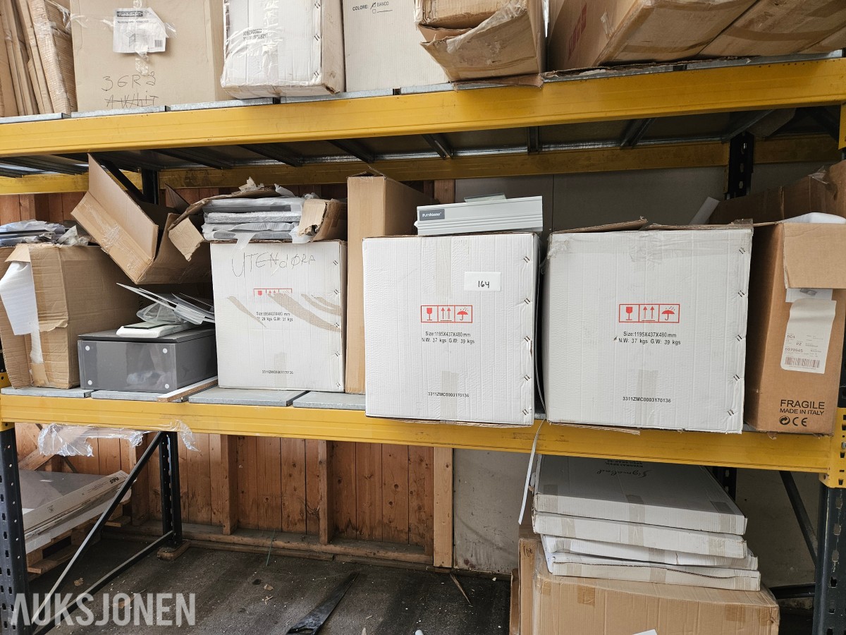 Baderomsutstyr - dusjkabinettdeler - servantskap - aluminiumsprofiler og glass