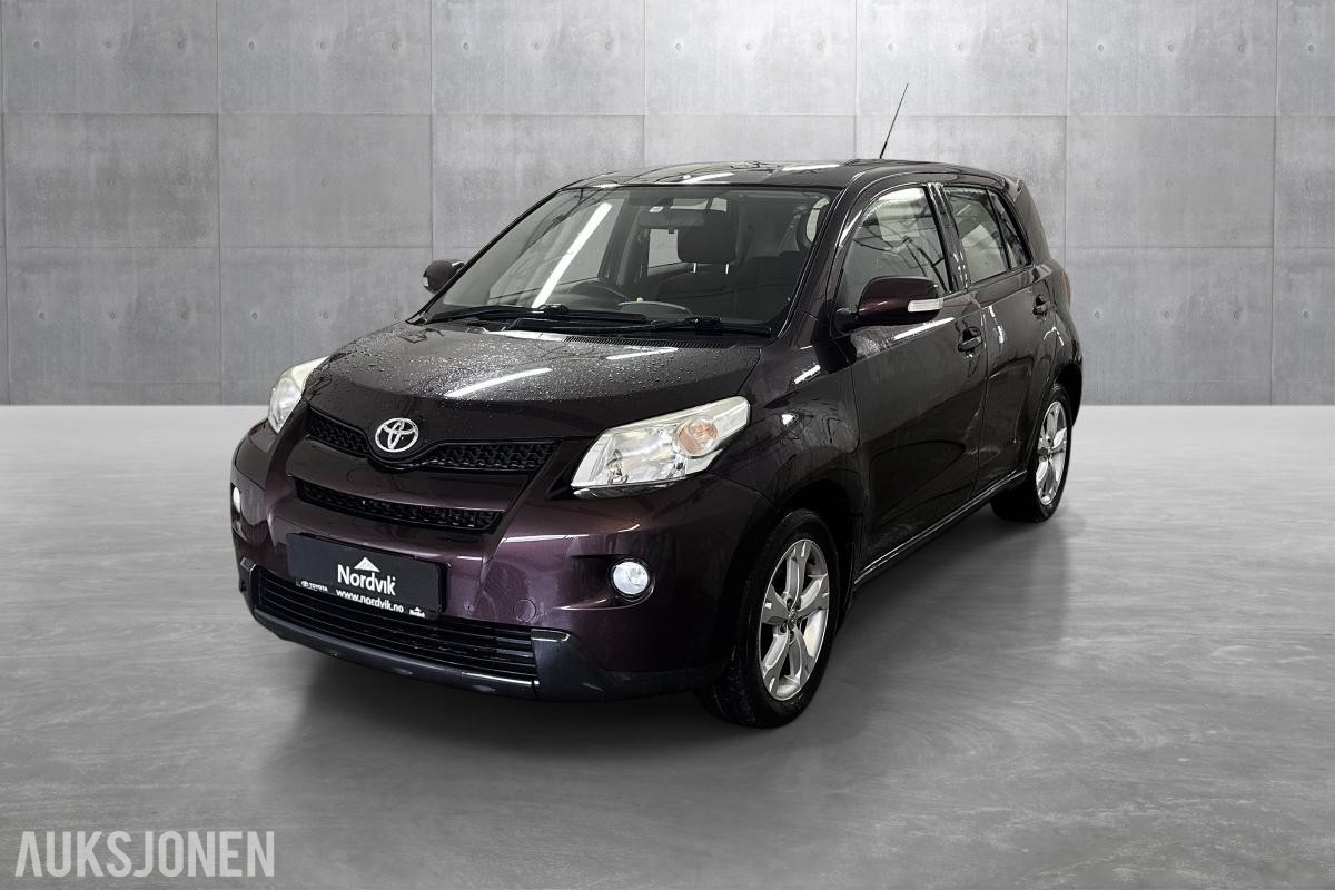 2011 Toyota Urban Cruiser 90 HK DIESEL 4WD HENGERFESTE
