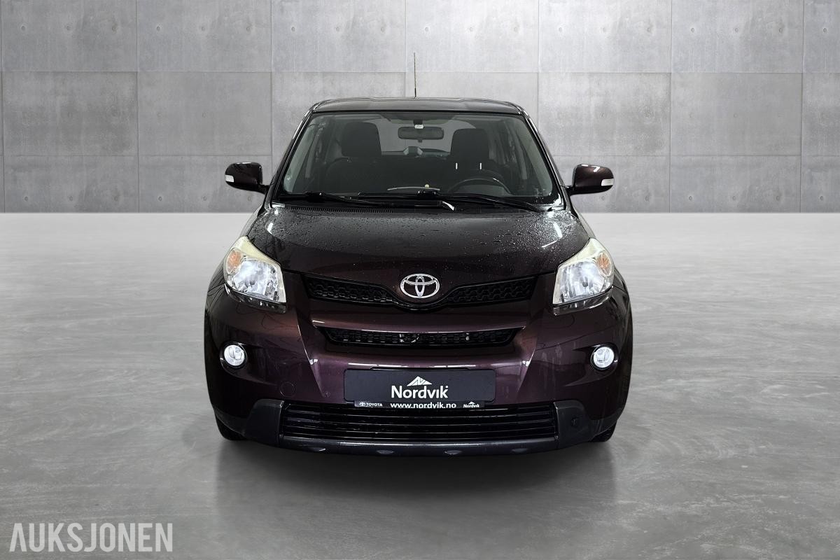 2011 Toyota Urban Cruiser 90 HK DIESEL 4WD HENGERFESTE
