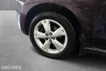 2011 Toyota Urban Cruiser 90 HK DIESEL 4WD HENGERFESTE 
