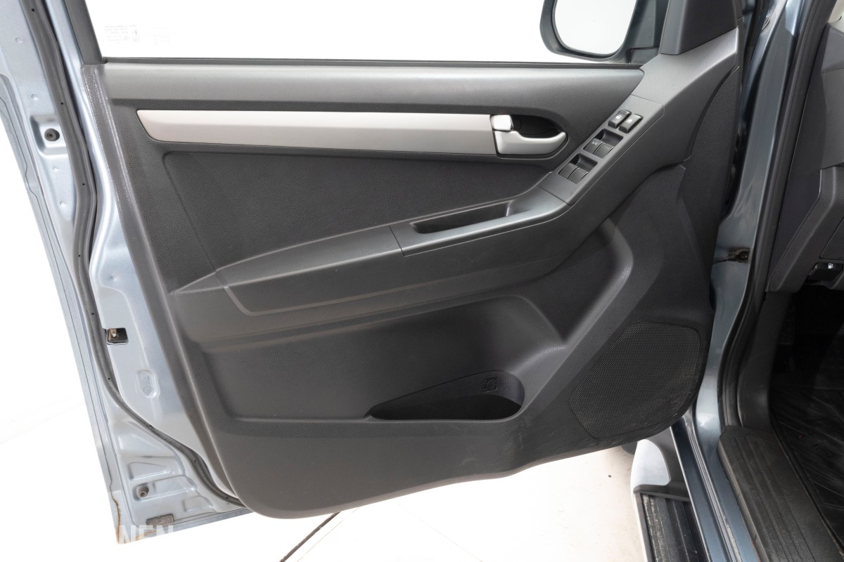 2013 Isuzu D-MAX 2.5-163 D 4WD - Dobbel Cab