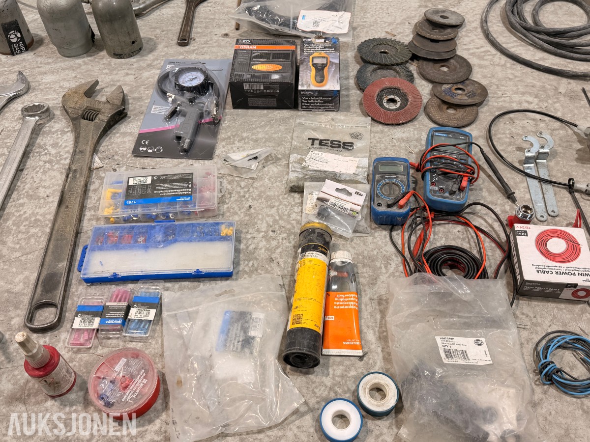 Verktøy og verkstedmateriell