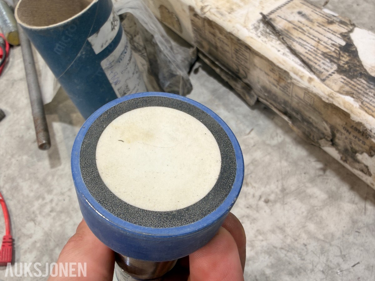 Verktøy og verkstedmateriell