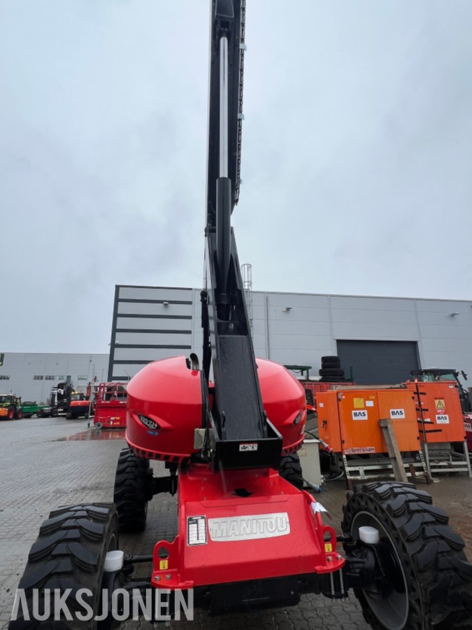 2022 Manitou Lift 220 TJ+