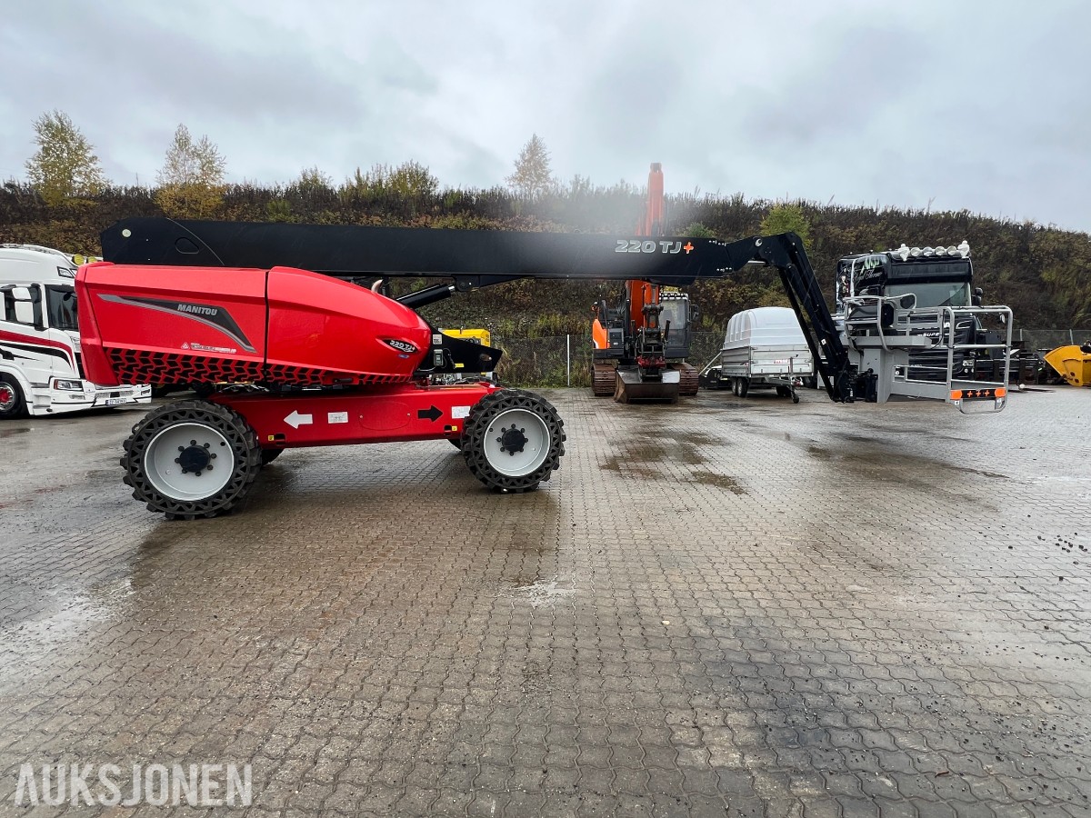 2022 Manitou Lift 220 TJ+