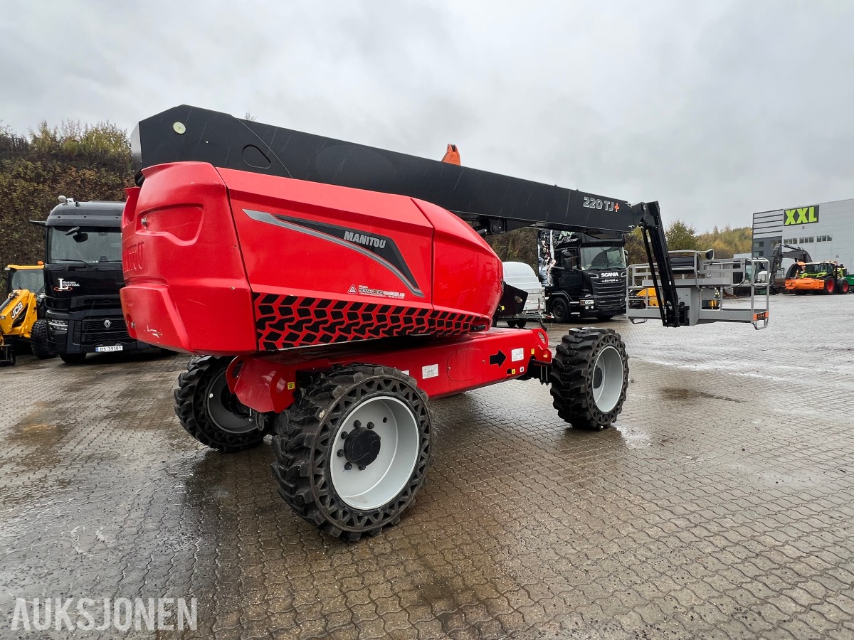 2022 Manitou Lift 220 TJ+