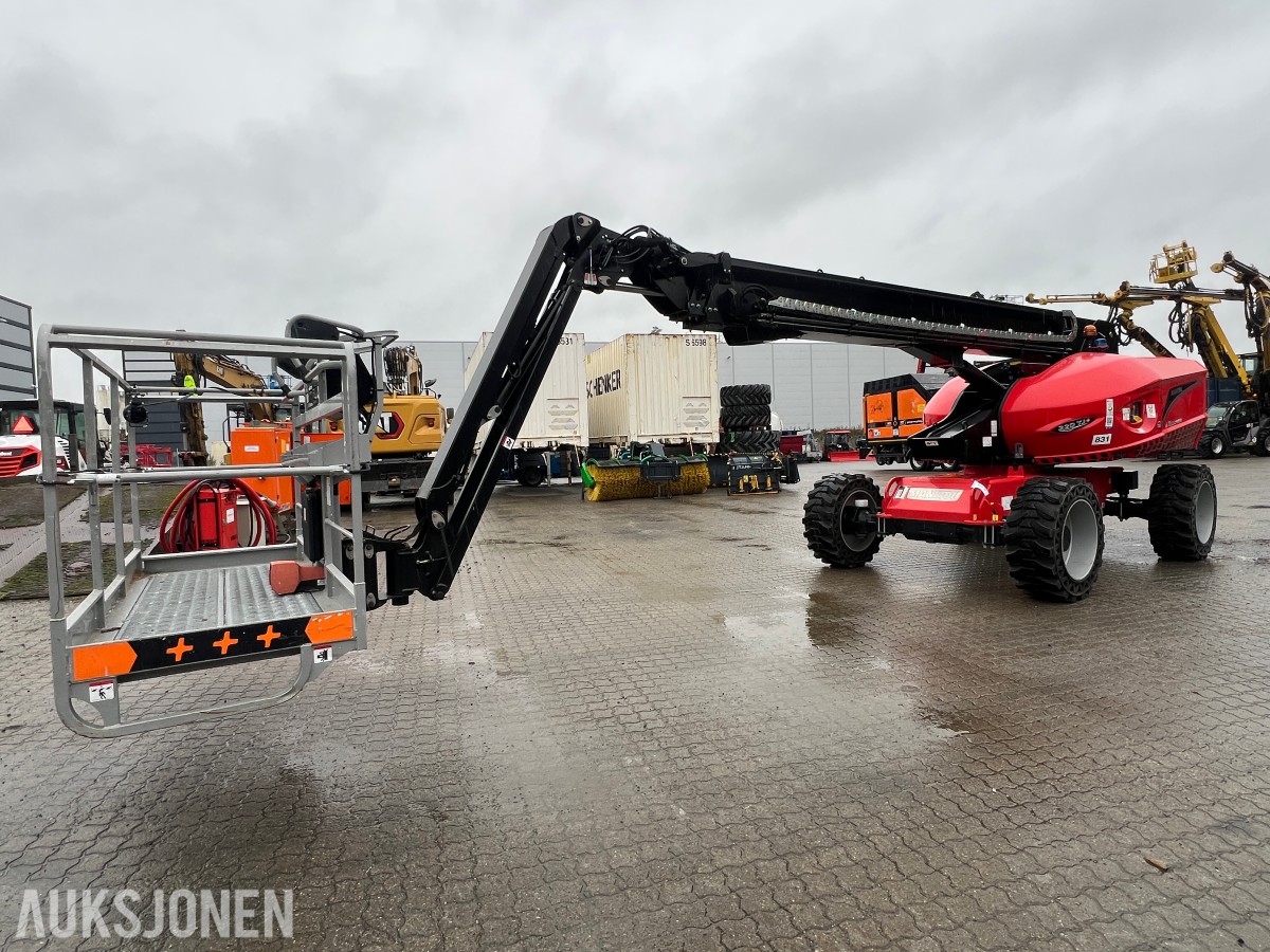 2022 Manitou Lift 220 TJ+